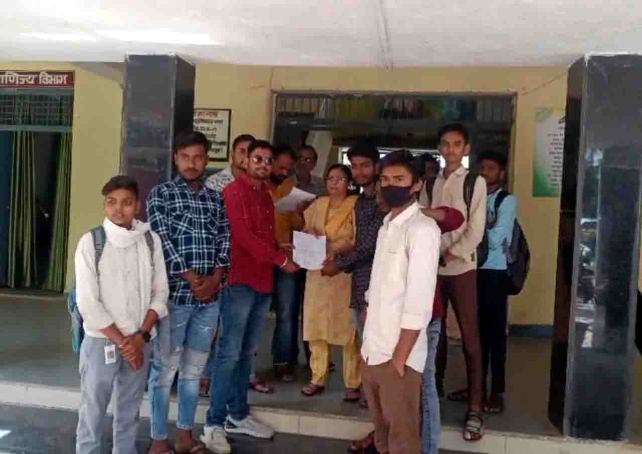 Msc subject प्रारंभ किये जाने की मांग को लेकर एनएसयूआई ने सौंपा ज्ञापन, दी आन्दोलन की चेतावनी