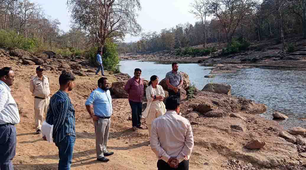 जिला पंचायत सीईओ ने किया ग्राम पंचायतों का निरिक्षण, अधूरे कामो पर दिए कारण बताओ नोटिस