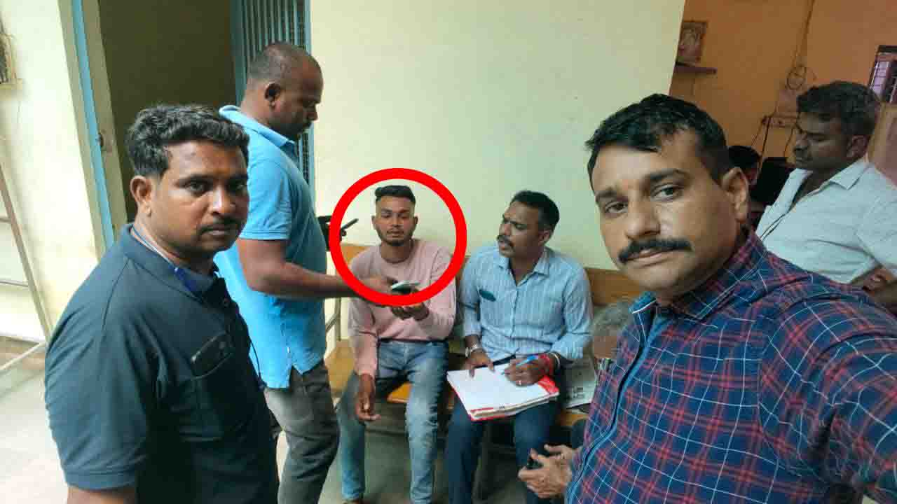 अज्ञात कॉल से हो जाइए सावधान: सिम बंद करने की धमकी देकर 50 लाख की ठगी करने वाले को तमिलनाडु पुलिस ने जीपीएस लोकेशन से पकड़ा