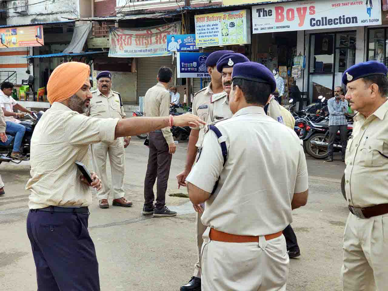 नर्मदापुरम से सिवनी मालवा तक सड़कों का एसपी ने किया निरीक्षण, हादसों पर लगेगा अंकुश